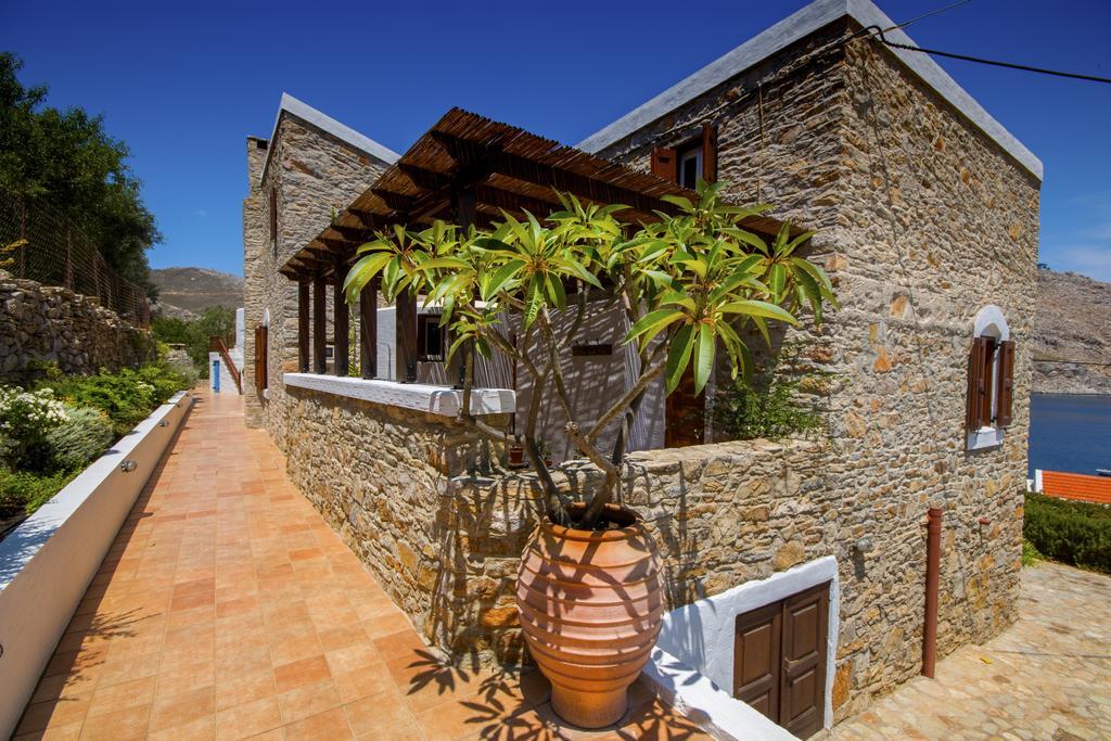 Emporio Hotel Symi Bagian luar foto