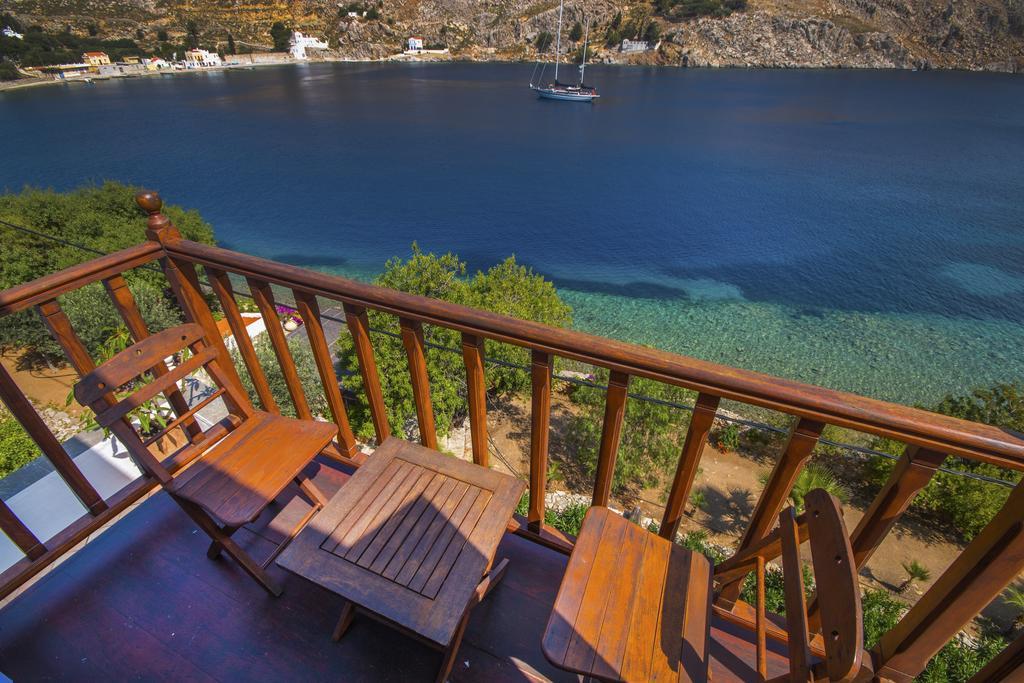 Emporio Hotel Symi Bagian luar foto