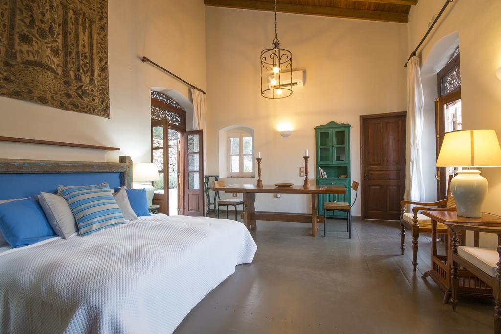 Emporio Hotel Symi Bagian luar foto
