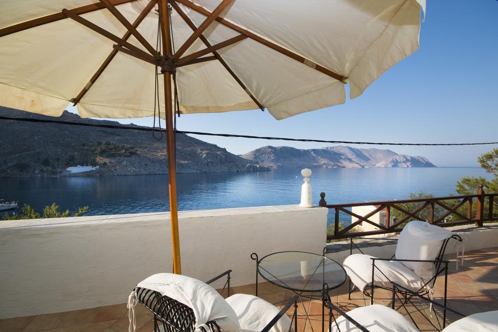 Emporio Hotel Symi Bagian luar foto