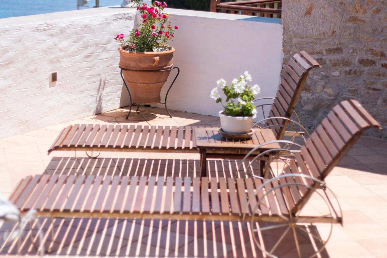 Emporio Hotel Symi Bagian luar foto