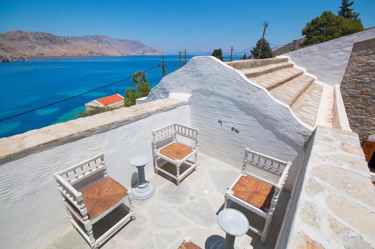 Emporio Hotel Symi Bagian luar foto